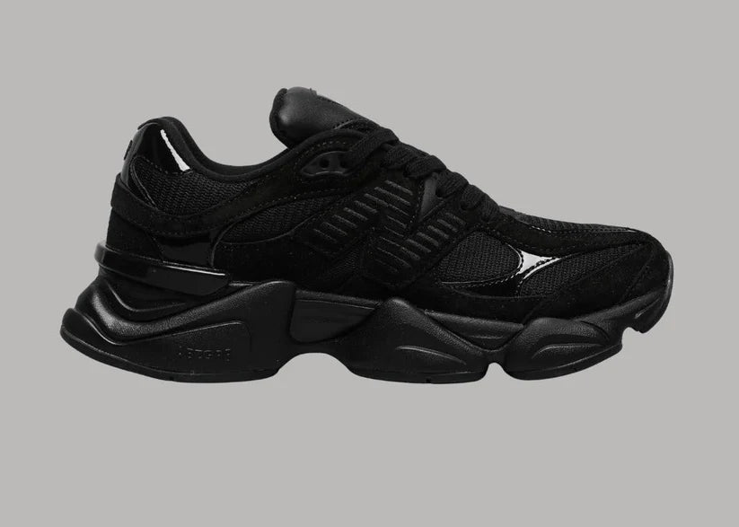 Sneakers Triple Black
